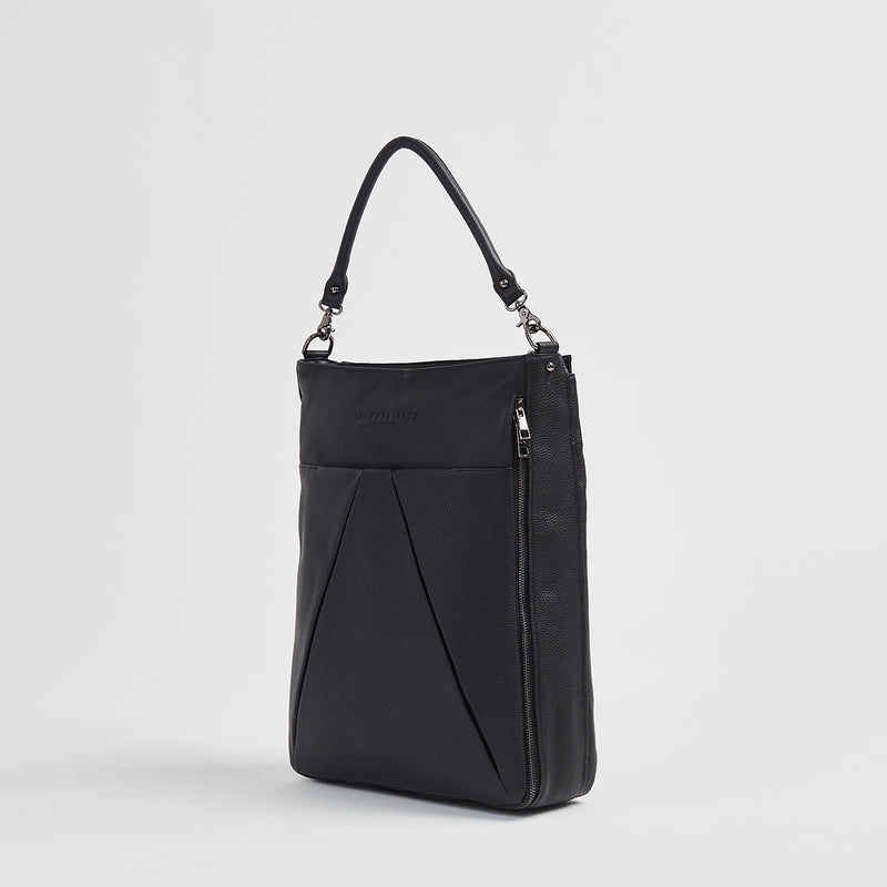 Maribelle - Travel Bag | Black With Graphite Hardware