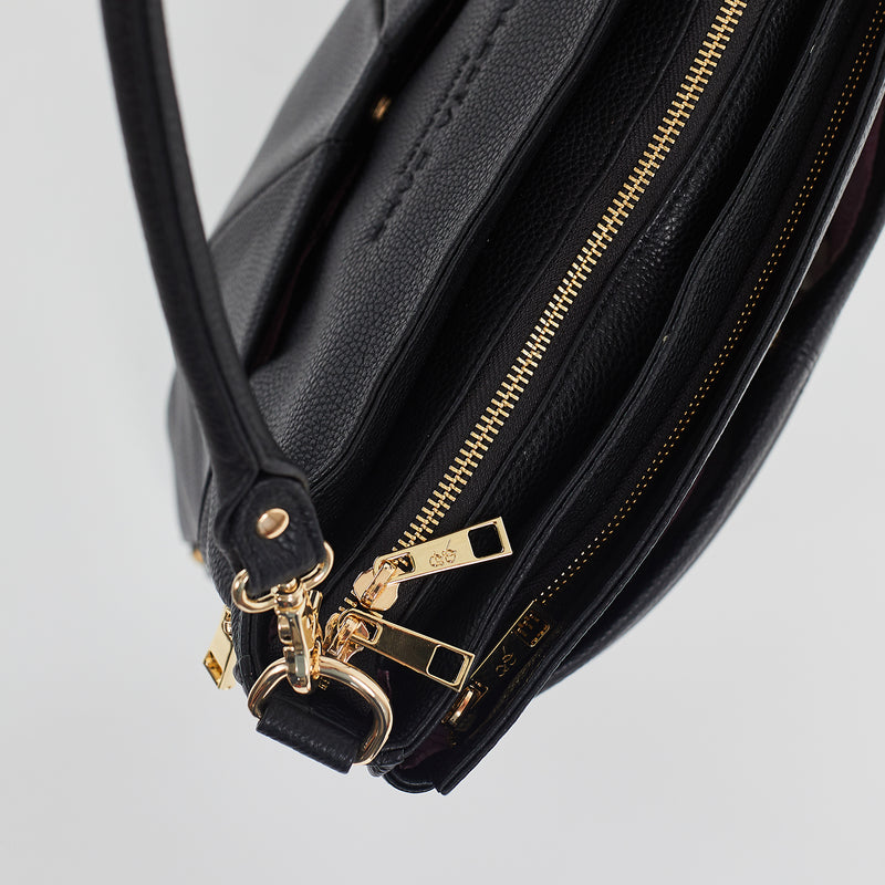 Maribelle - Travel Bag | Black With Gold Hardware